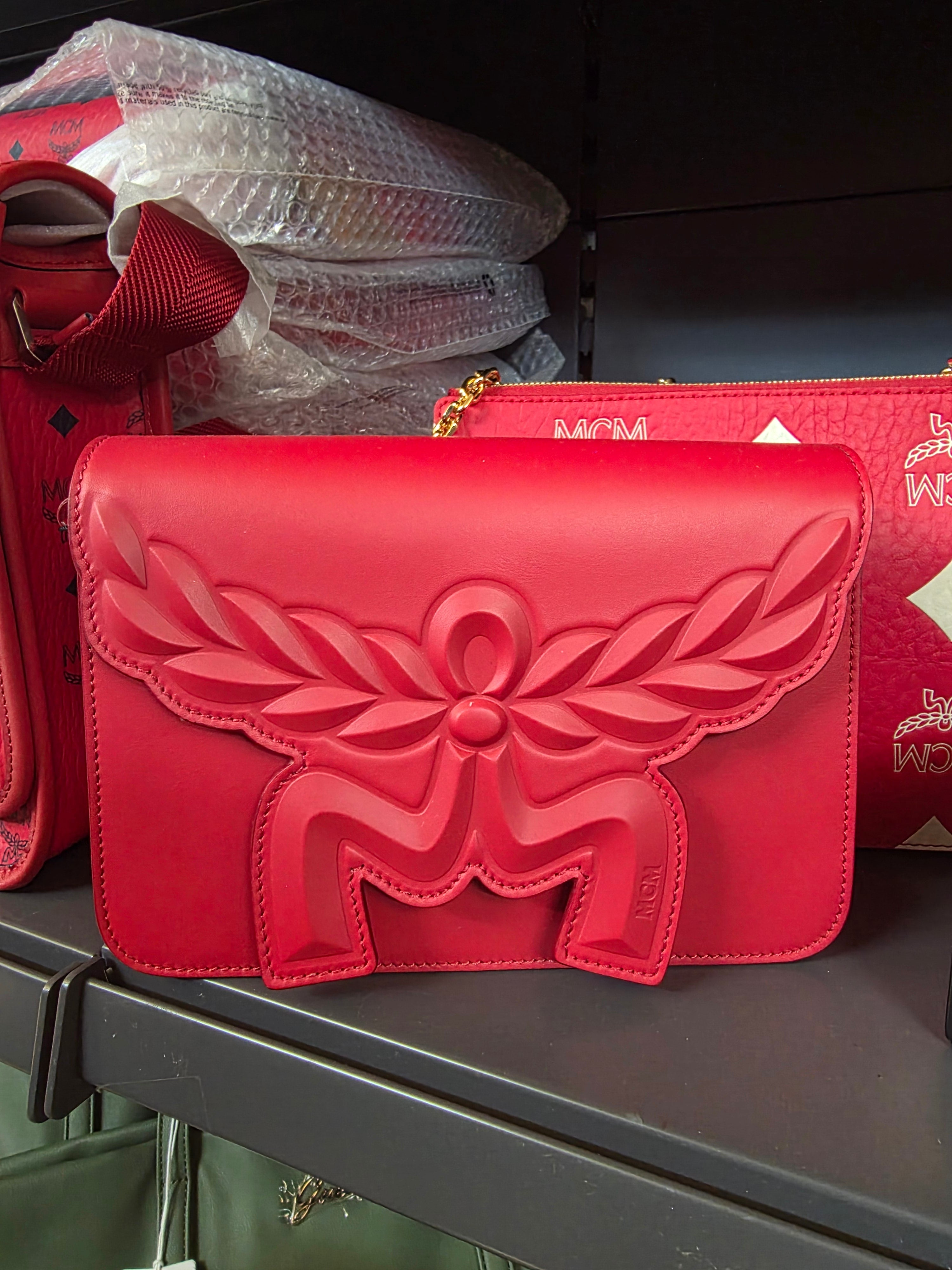 MCM Crossbody (Großes LOGO) Rot