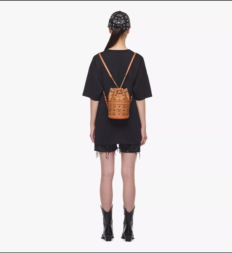 MCM Beuteltasche NEU