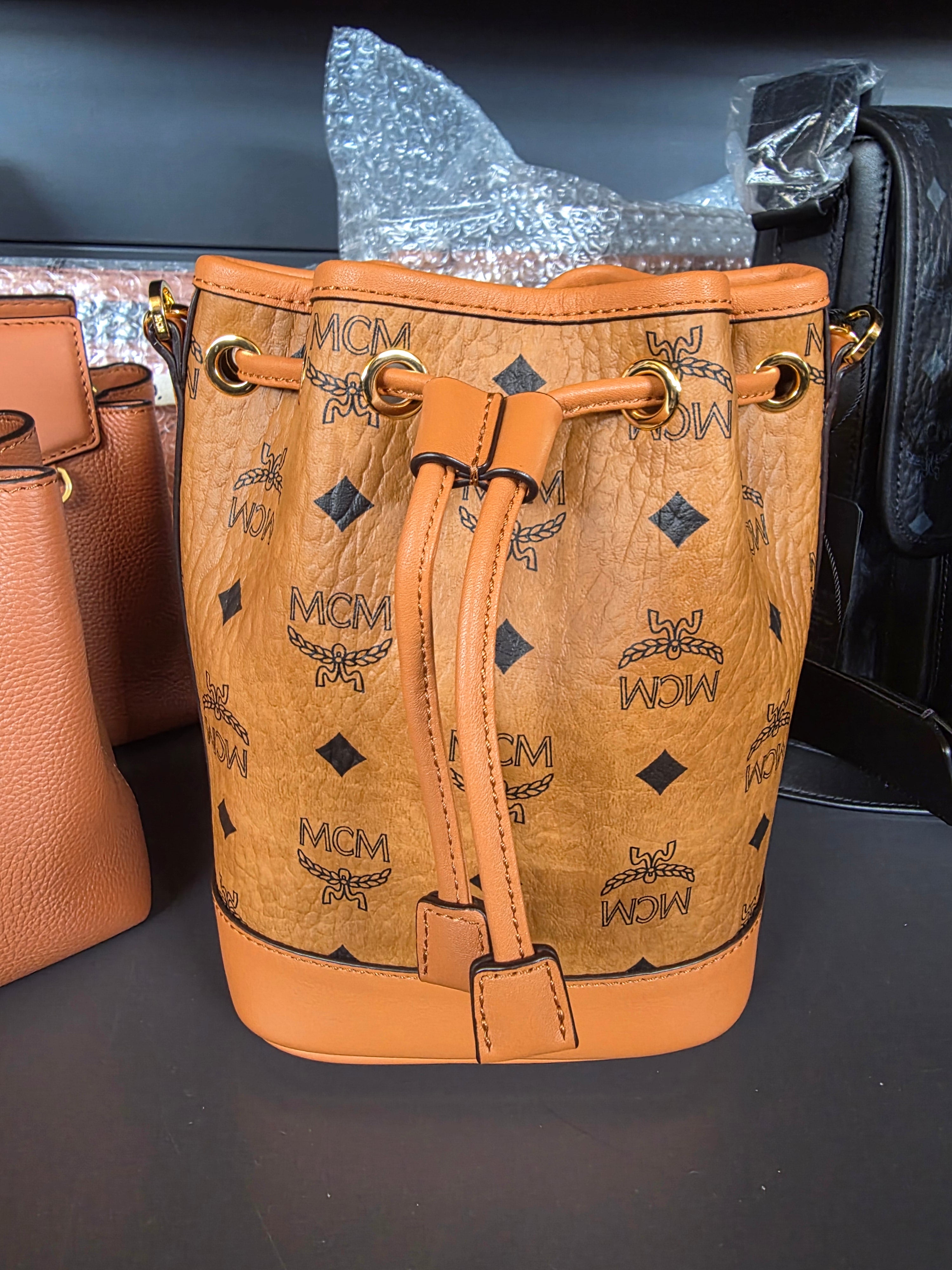 Borsa a secchiello MCM NUOVA