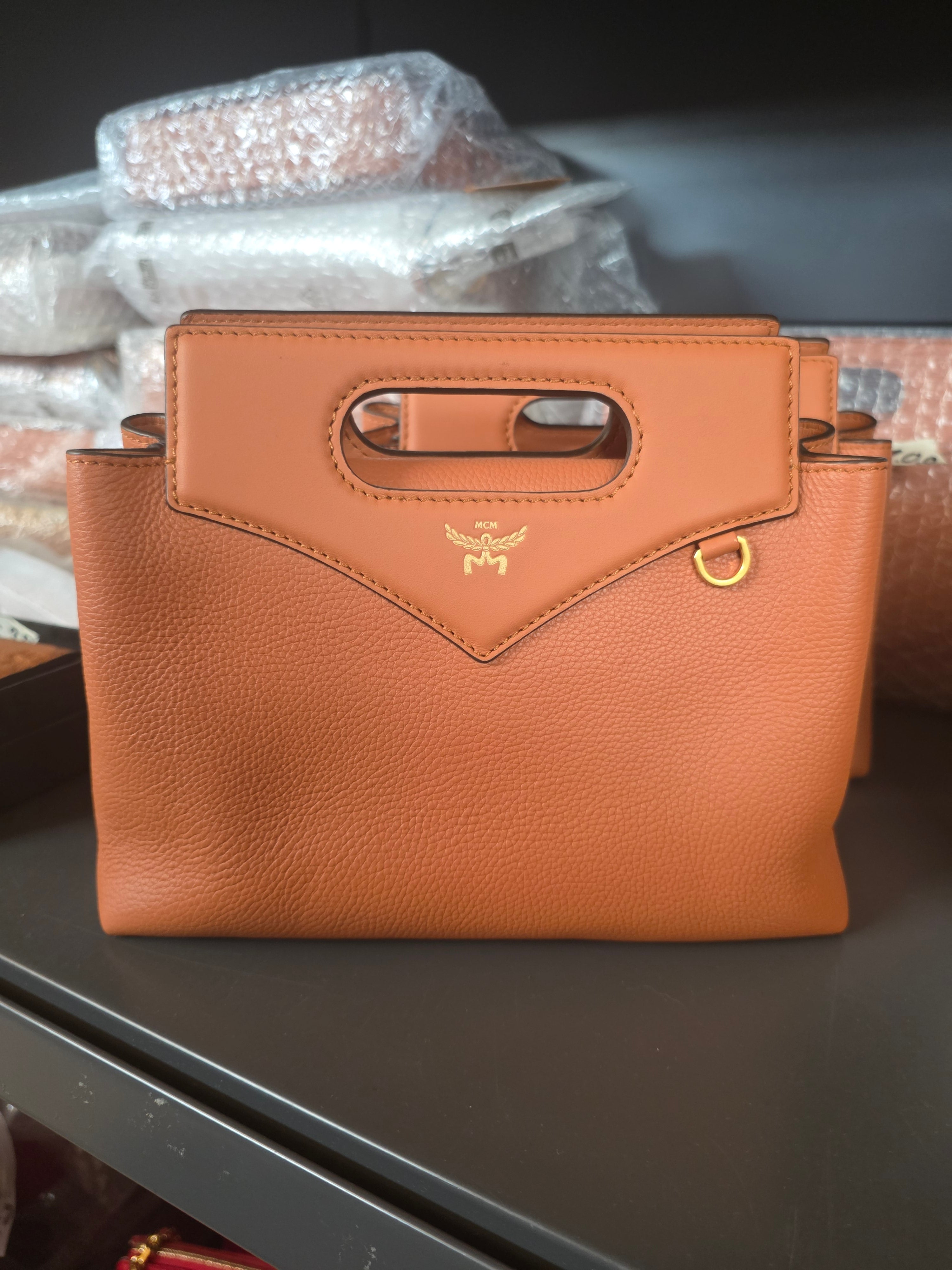 MCM TASCHE BRAUN klein