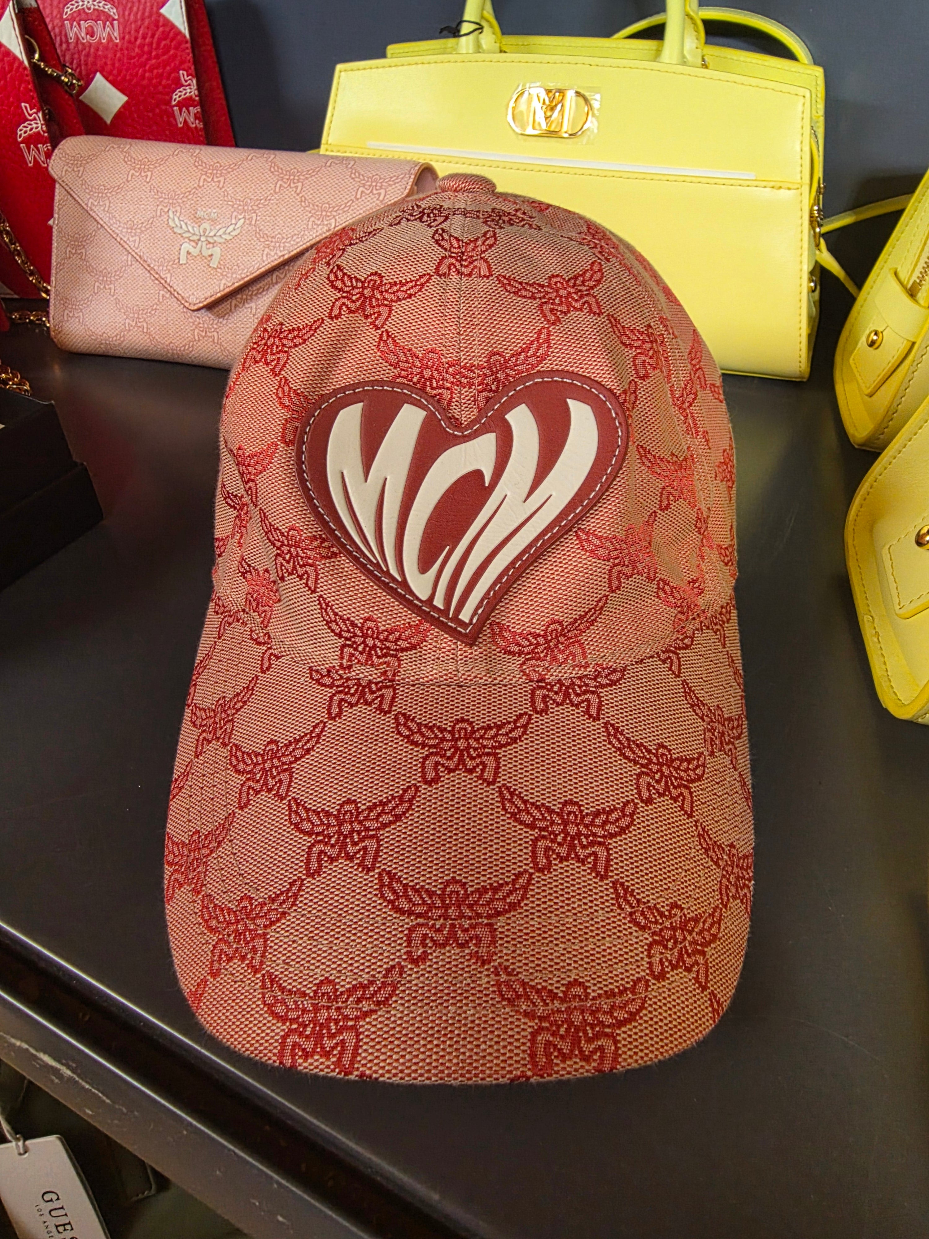 MCM CAP ROT LOGO