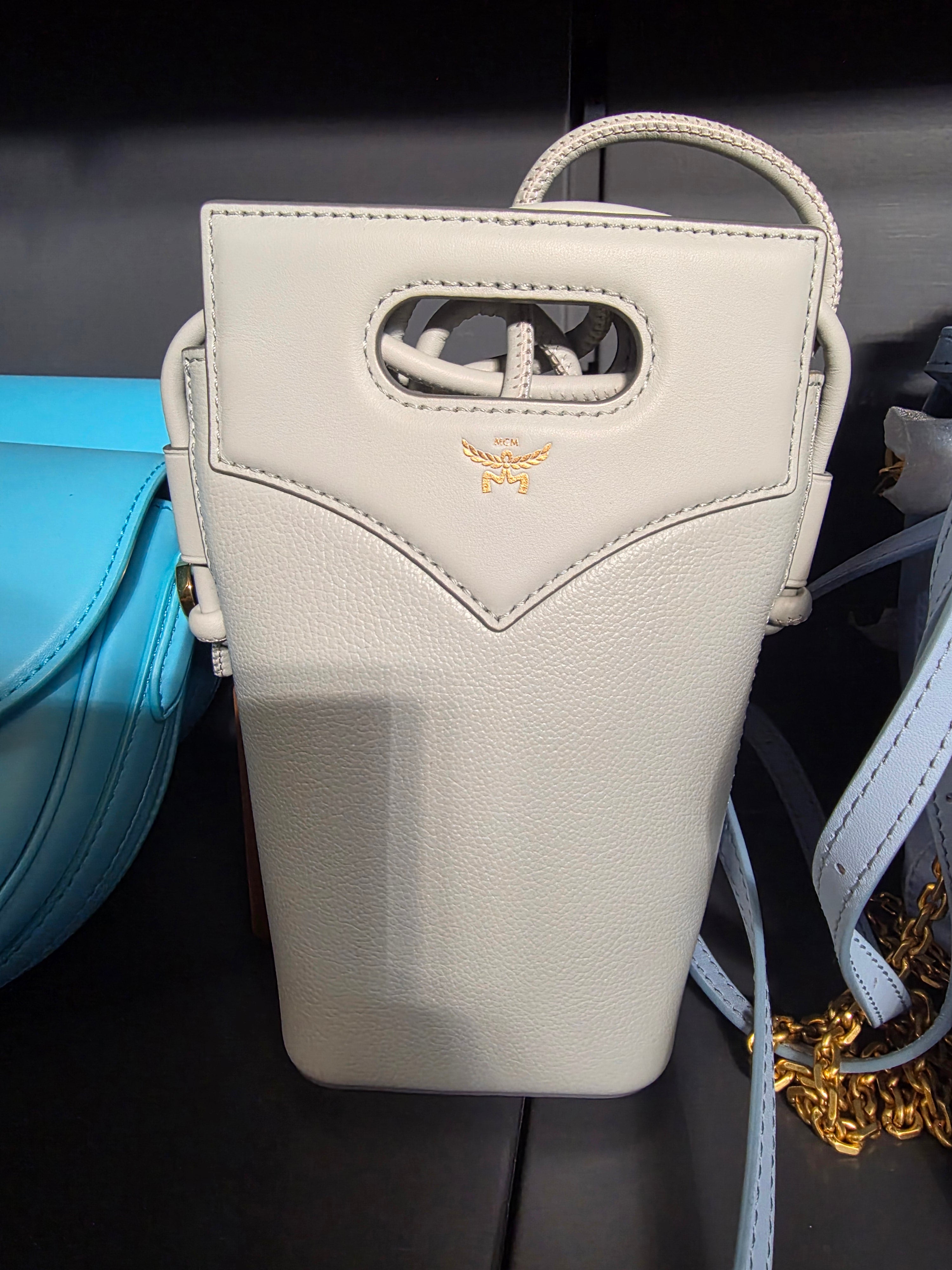 MCM HANDYTASCHE KLEIN