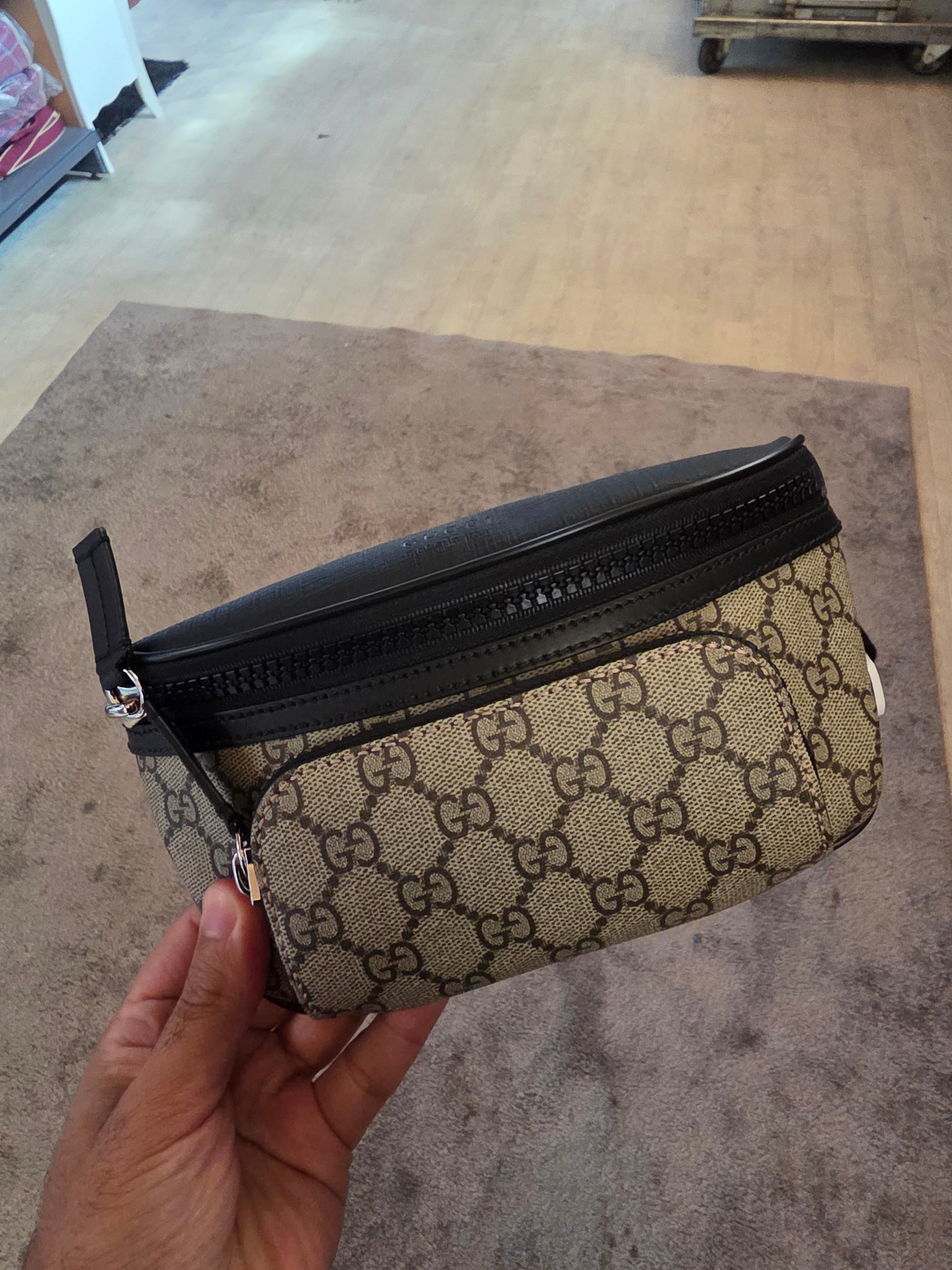GUCCI Bauchtasche klein